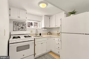 1829 Riggs Pl NW, Washington, DC 20009 - Photo 20