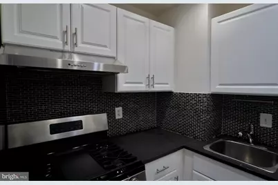 301 I Street SW #108, Washington, DC 20024 - Photo 4