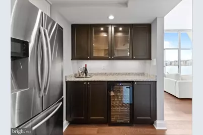 700 7th Street SW #813, Washington, DC 20024 - Photo 8