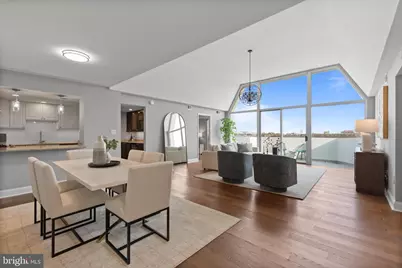 700 7th Street SW #813, Washington, DC 20024 - Photo 1