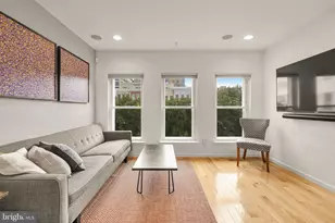 353 L St SE, Washington, DC 20003 - Photo 12