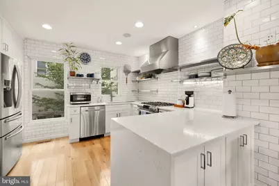 353 L Street SE, Washington, DC 20003 - Photo 6