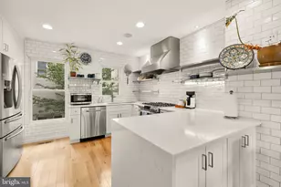 353 L St SE, Washington, DC 20003 - Photo 6