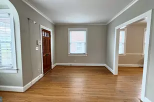 612 Quintana Pl NW, Washington, DC 20011 - Photo 2