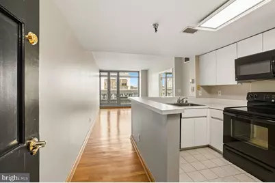 801 Pennsylvania Avenue NW #PH06, Washington, DC 20004 - Photo 10