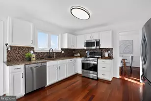 2502 18th St NE, Washington, DC 20018 - Photo 8