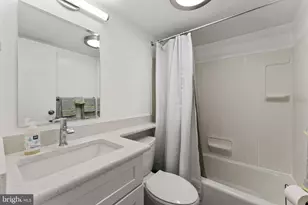 1260 21st St NW, Washington, DC 20036 - Photo 14