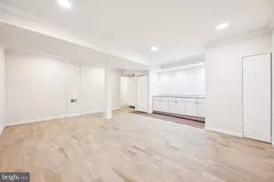 2827 Ellicott St NW, Washington, DC 20008 - Photo 4