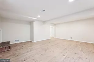 2827 Ellicott St NW, Washington, DC 20008 - Photo 44