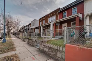 1709 L St NE, Washington, DC 20002 - Photo 4