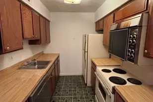 3433 Summit Ct NE, Washington, DC 20018 - Photo 6