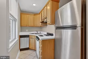 1820 Swann St NW, Washington, DC 20009 - Photo 6