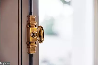 2740 Chain Bridge Road NW, Washington, DC 20016 - Photo 16