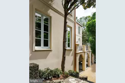 2740 Chain Bridge Road NW, Washington, DC 20016 - Photo 46