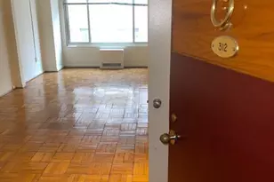 1727 Massachusetts Ave NW, Washington, DC 20036 - Photo 2