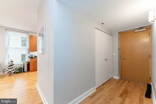 675 E St NW, Washington, DC 20004 - Photo 2