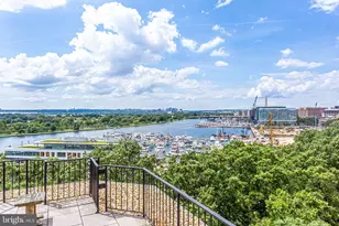 560 N St SW, Washington, DC 20024 - Photo 36