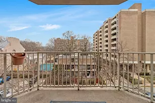 560 N St SW, Washington, DC 20024 - Photo 16