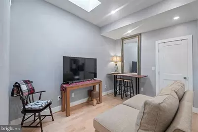 833 19th Street NE #3, Washington, DC 20002 - Photo 4