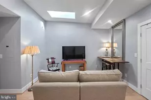 833 19th St NE, Washington, DC 20002 - Photo 2