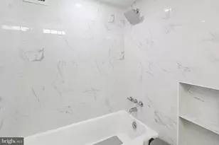 4201 Cathedral Ave NW, Washington, DC 20016 - Photo 16