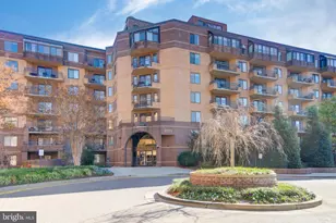 2111 Wisconsin Ave NW, Washington, DC 20007 - Photo 2