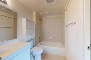 350 G St SW, Washington, DC 20024 - Photo 18