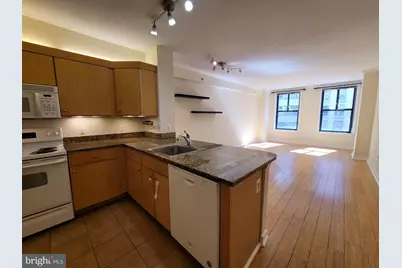 631 D Street NW #527, Washington, DC 20004 - Photo 2