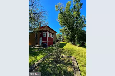 121 Raleigh Street SE, Washington, DC 20032 - Photo 10