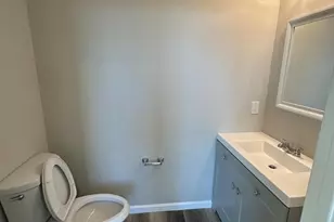 1812 H Pl NE, Washington, DC 20002 - Photo 4