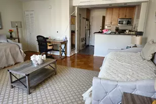 922 24th St NW, Washington, DC 20037 - Photo 4