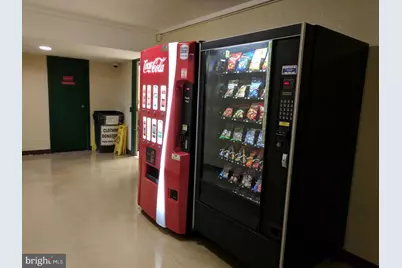 922 24th Street NW #817, Washington, DC 20037 - Photo 10