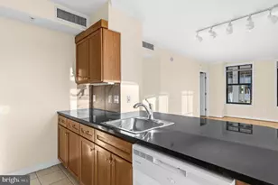 631 D Street NW, Washington, DC 20004 - Photo 10