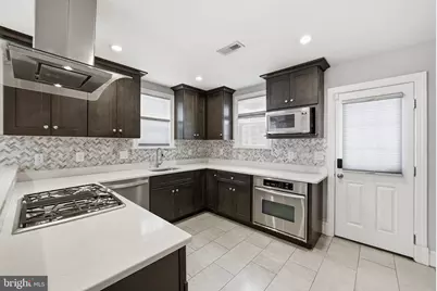 2111 32nd Place SE, Washington, DC 20020 - Photo 12