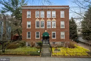 3039 Macomb St NW, Washington, DC 20008 - Photo 2