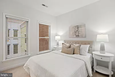 1022 3rd Place SE, Washington, DC 20003 - Photo 18