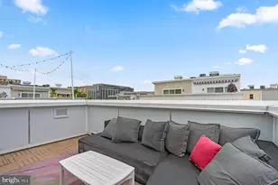 1022 3rd Pl SE, Washington, DC 20003 - Photo 28