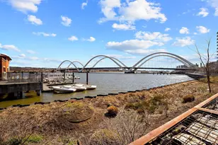 1022 3rd Pl SE, Washington, DC 20003 - Photo 36