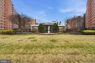 4201 Cathedral Ave NW, Washington, DC 20016 - Photo 2