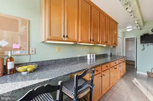 4201 Cathedral Ave NW, Washington, DC 20016 - Photo 20