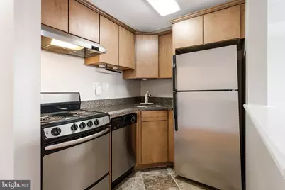 1248 C Street SE #A, Washington, DC 20003 - Photo 6