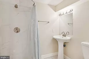 908 Longfellow St NW, Washington, DC 20011 - Photo 30