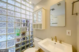 1771 Swann St NW, Washington, DC 20009 - Photo 12