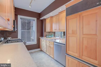 3900 Cathedral Avenue NW #404A, Washington, DC 20016 - Photo 4