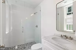 2604 36th St NW, Washington, DC 20007 - Photo 20