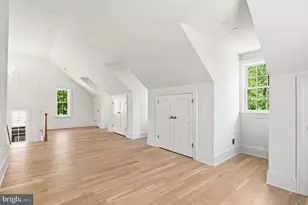 2604 36th St NW, Washington, DC 20007 - Photo 24