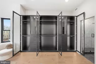 207 F St NE, Washington, DC 20002 - Photo 34