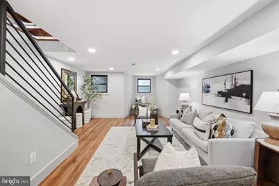 207 F Street NE, Washington, DC 20002 - Photo 48