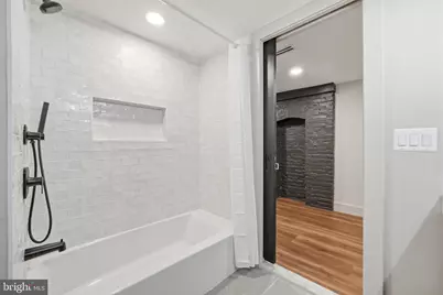 207 F Street NE, Washington, DC 20002 - Photo 52