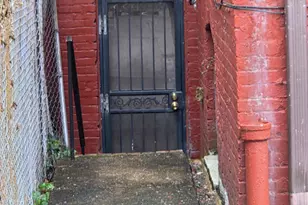 1320 A St SE, Washington, DC 20003 - Photo 50